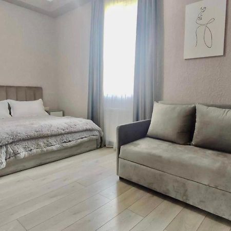 קוטאיסי Guest House Nima מראה חיצוני תמונה