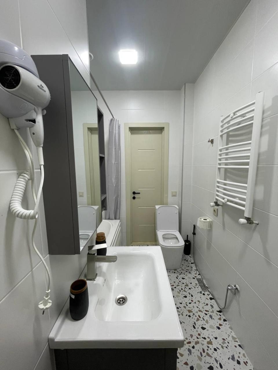 קוטאיסי Guest House Nima מראה חיצוני תמונה