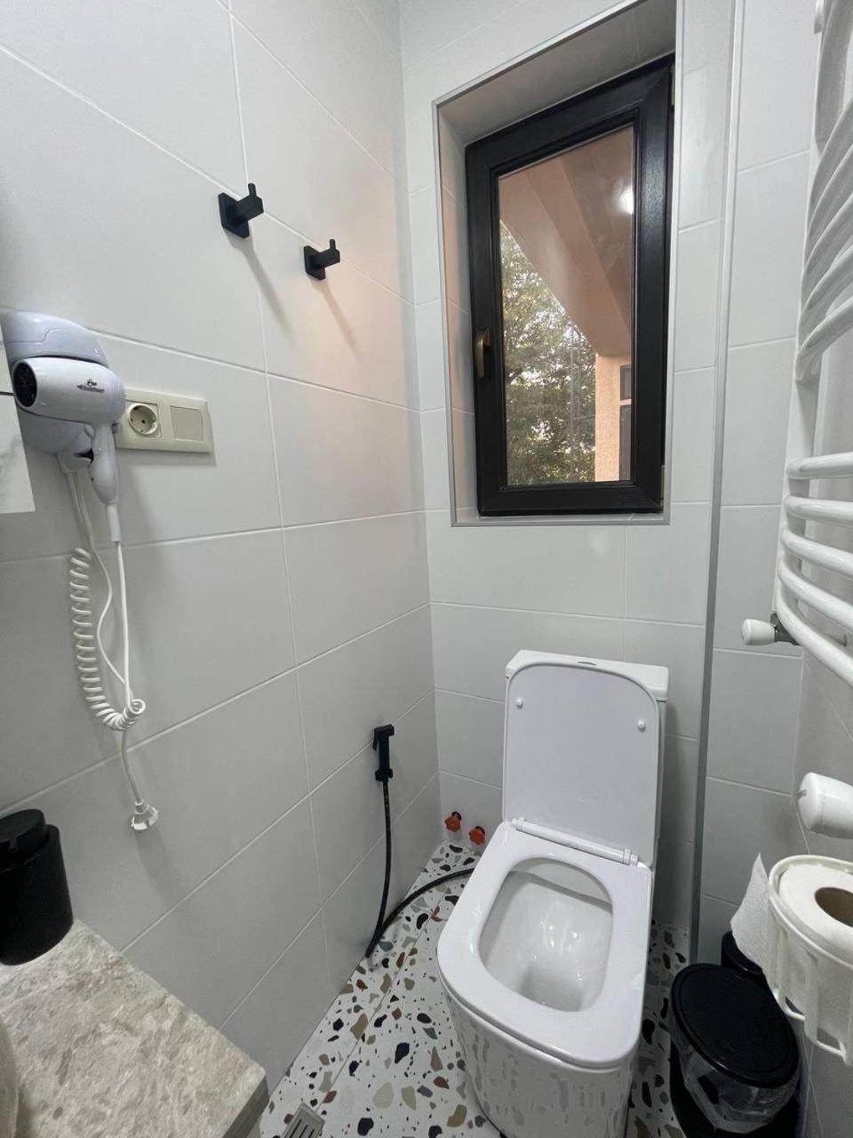 קוטאיסי Guest House Nima מראה חיצוני תמונה